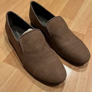 Franco Sarto Abbey Sueded Leather Upper Loafer Slip On Flats, Size 7.5M